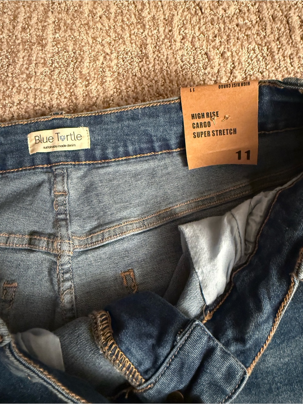 High Rise Super Stretch Cargo Jeans - Picture 4 of 8